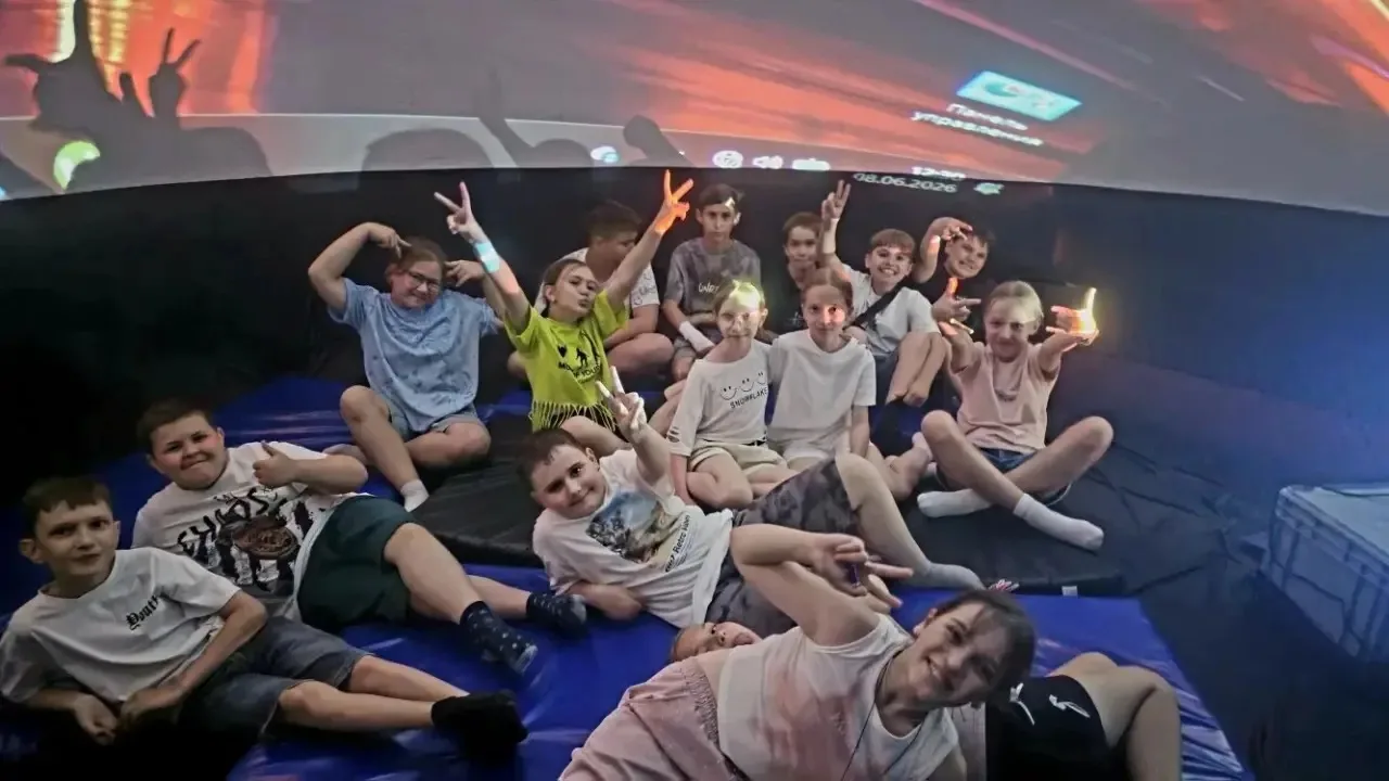 Привет из лагеря «Солнышко»! ☀️👋
