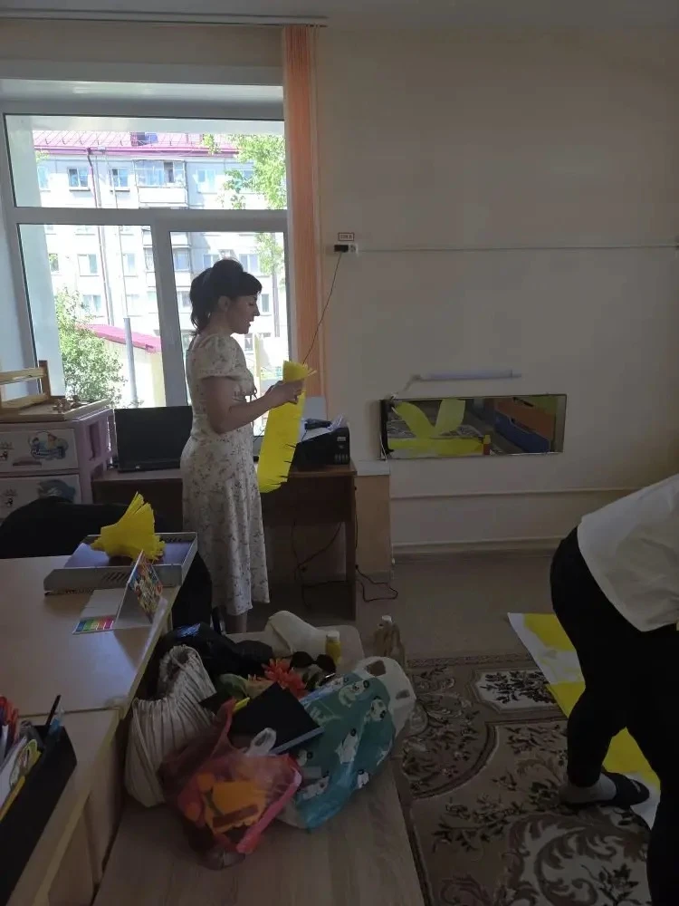 🏡А мы вновь с новостями о преображении нашей территории.

🎨 Благодаря фантазии и золотым рукам наш