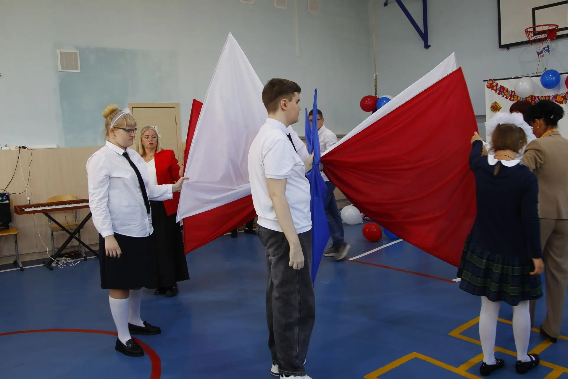 🔔В наших корпуса прошли торжественные линейки, посвящённые началу учебного года.🔔