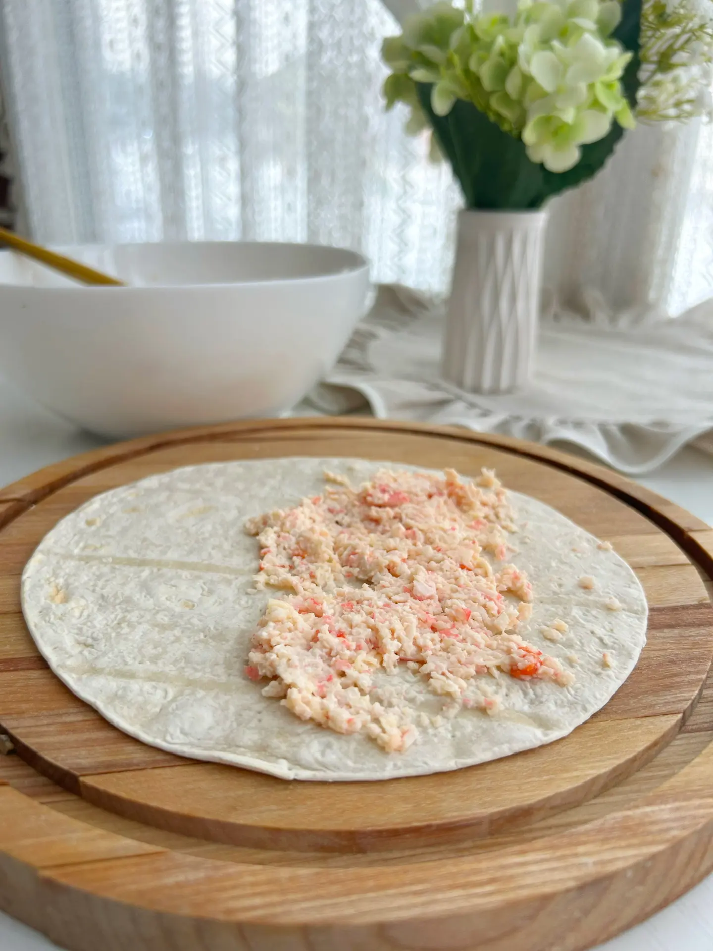 Доброе утро, мои хорошие ❤️  Мои авторские чебуреки с крабовой начинкой  А почему бы и да! Когда нем