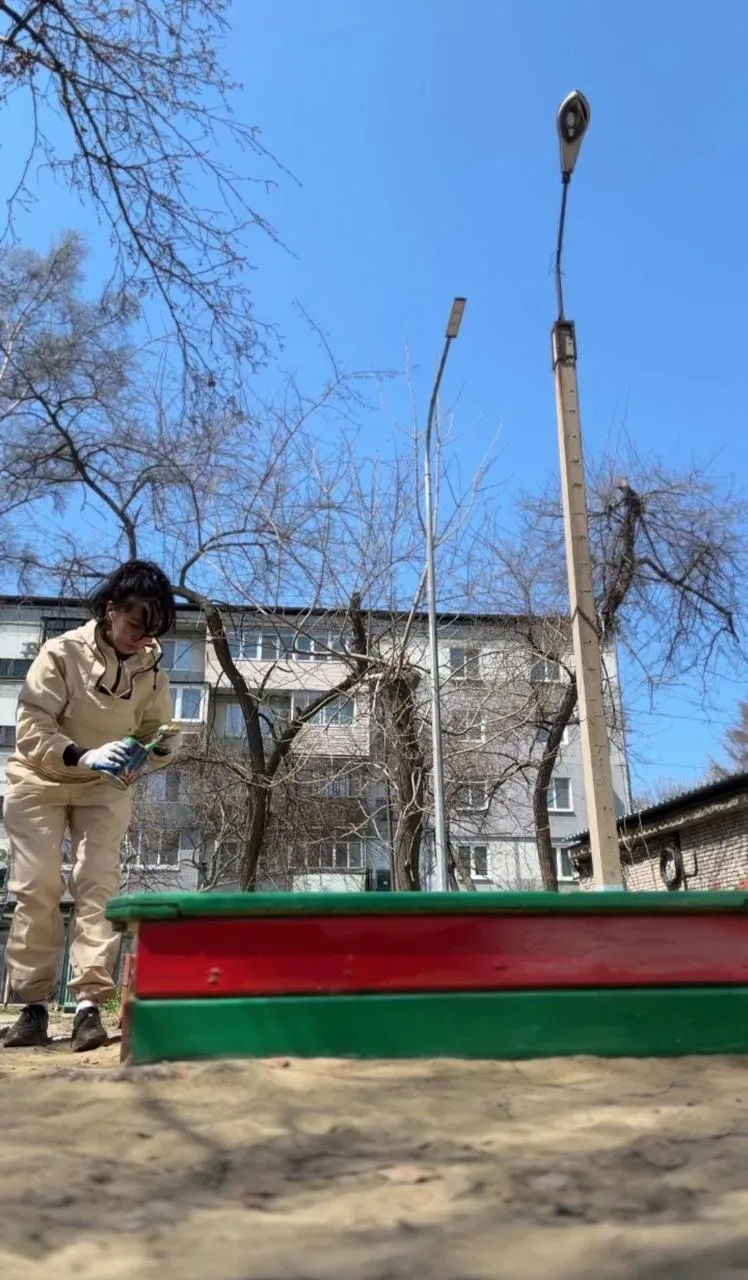 Наш субботник — общими усилиями ❤️
В эту пятницу в нашем детском саду кипела работа! 🛠️🌷
Дружная к