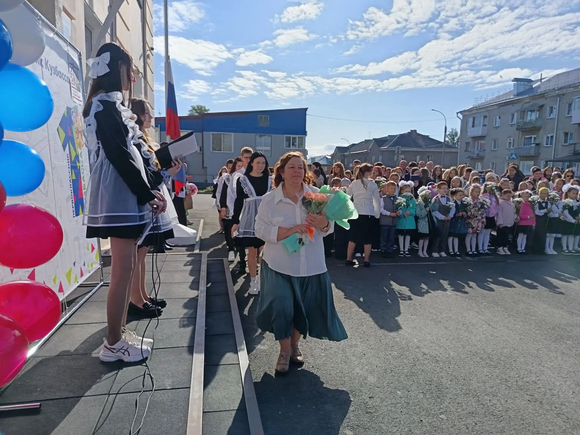 🎒 Первый звонок дан! Сегодня мы все вместе встретили День знаний.