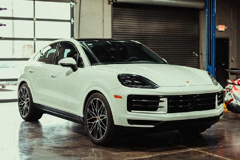 Владельцы автомобилей Porsche подали коллективный иск против компании в США, выражая не...