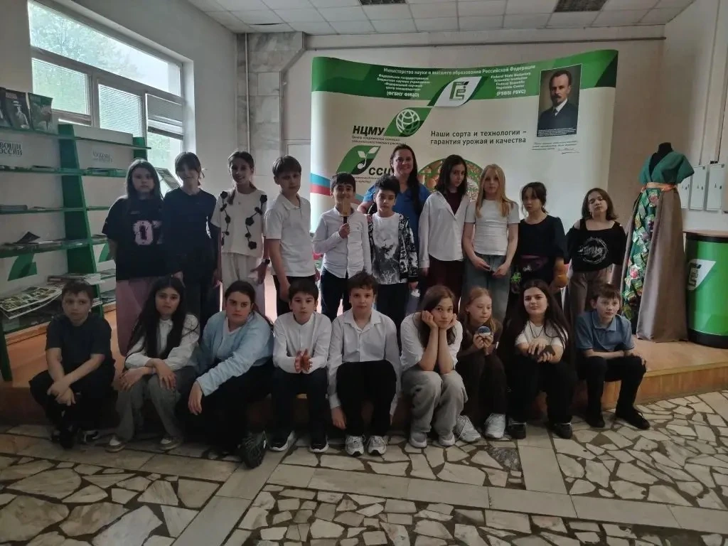 Ученики 5 «Г» класса побывали в посёлке ВНИИССОК — в Федеральном научном центре овощеводства. Это ме