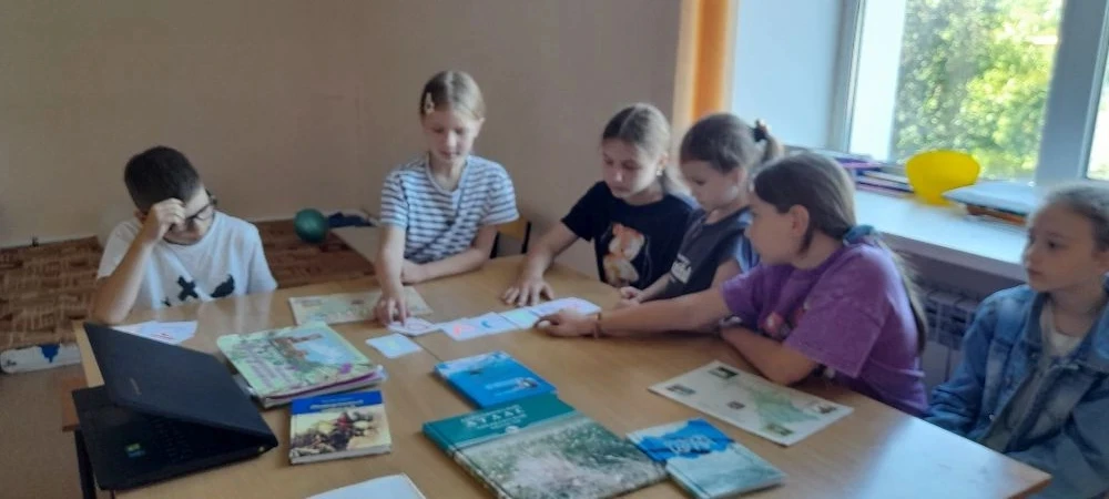 Сегодня в лагере "Родные тропы" прошел тематический день "Сердце моего края", цель которого формиров