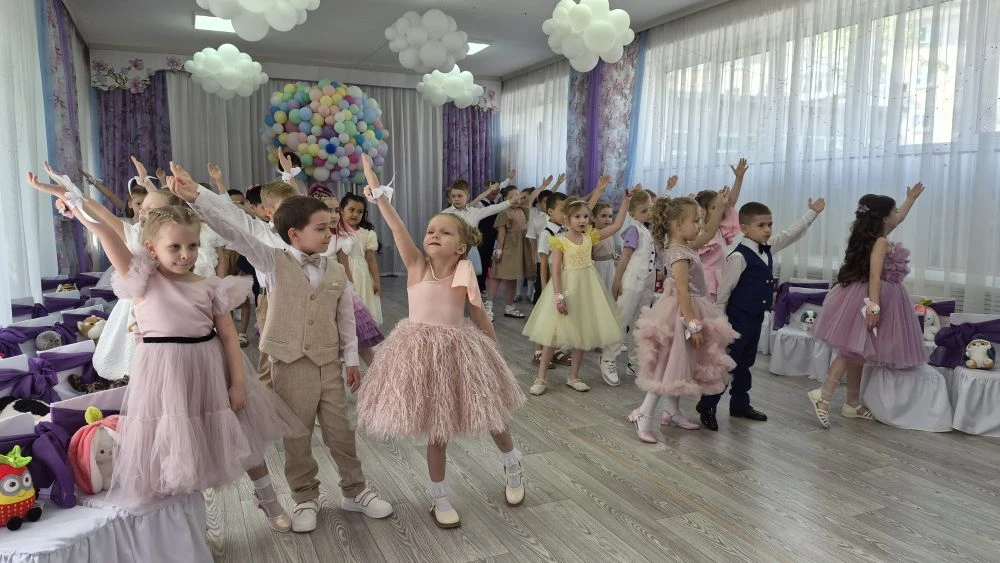 Выпускной в подготовительной группе Гномики" состоялся 🎉— праздник, который подвёл ито...