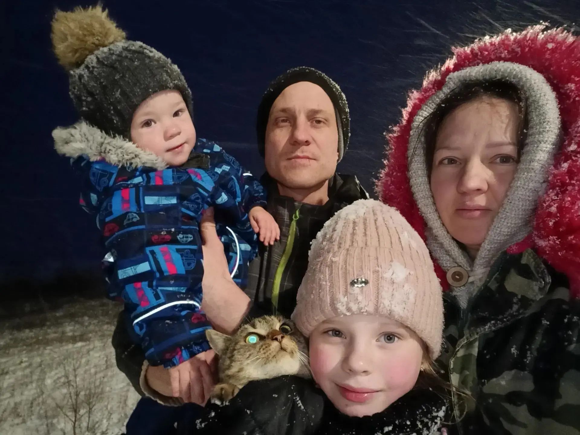 Сегодня, 8 июля, наша юная ученица третьего класса Ульянова Дарья приняла участие в праздничной акци