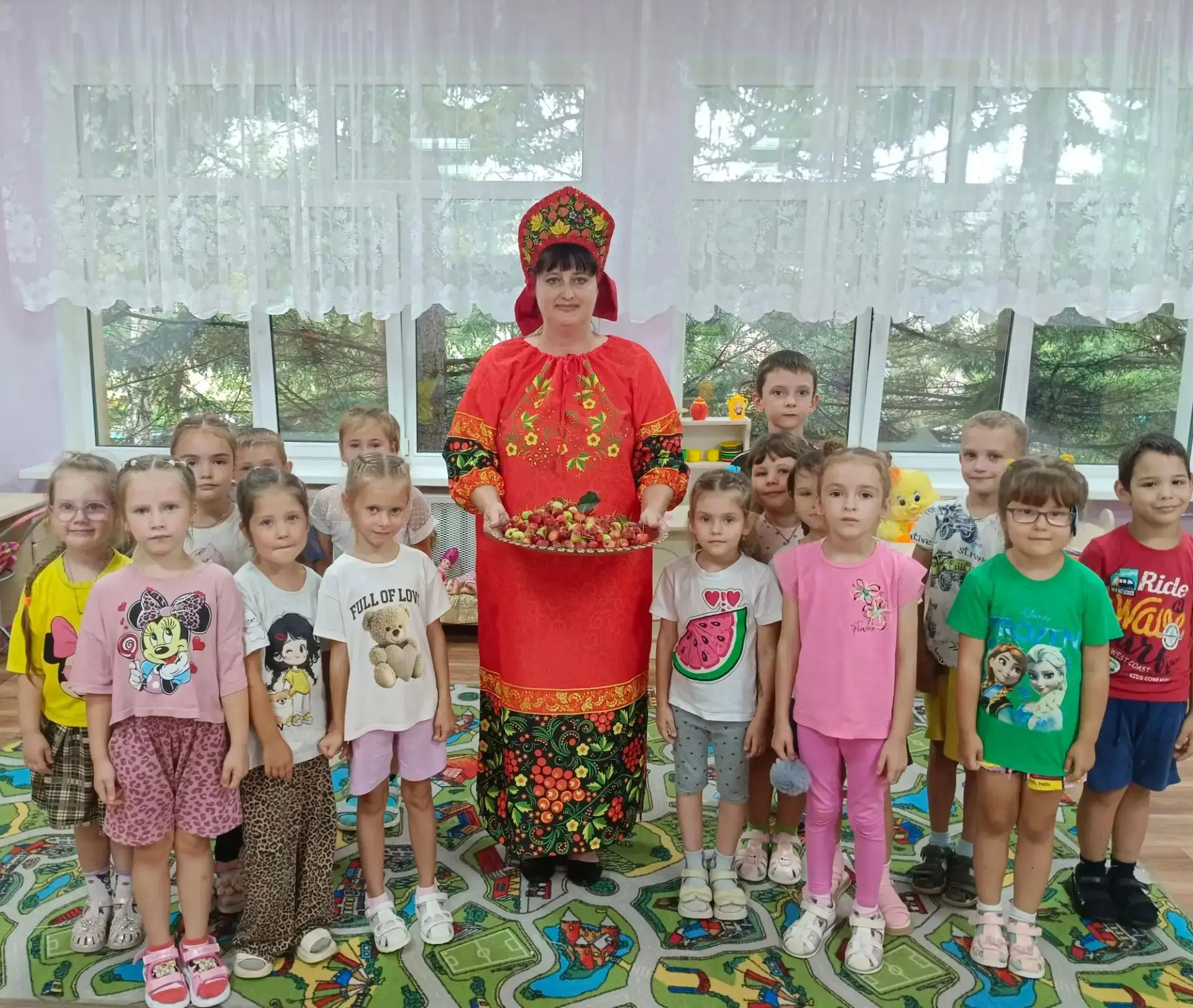 19 августа Яблочный Спас.