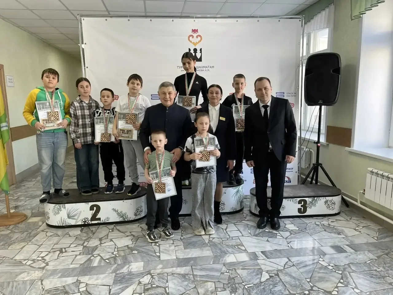 04.04 в п. Лесхоз Сабинского района прошёл межрайонный  турнир по быстрым шахматам среди детей и взр