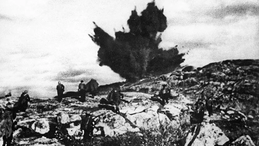 7 октября 1944 года началась Петсамо‑Киркенесская наступательная операция. Войска Карел...