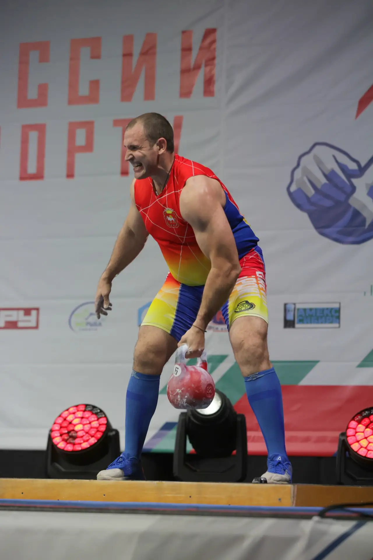Чемпионат России по гиревому спорту закончился, фото можно посмотреть по ссылкам в ВК: https://vk.co