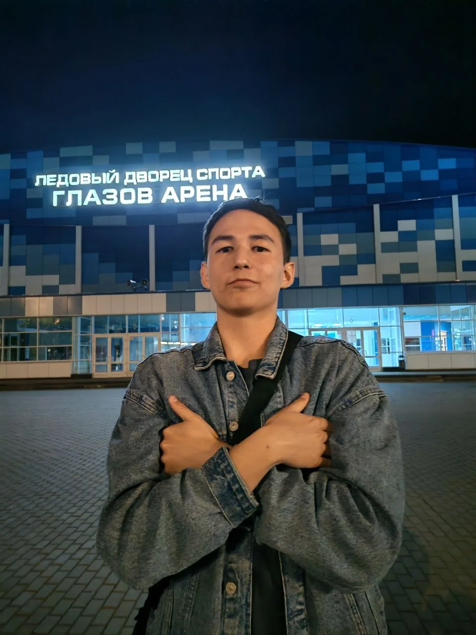 📐 Школьные дни сочтены, и мы заглядываем в анкету очередного нашего выпускника.