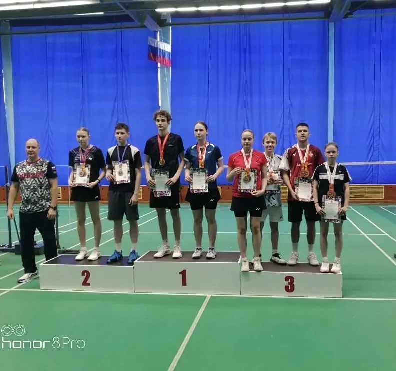 БАДМИНТОН 🏸