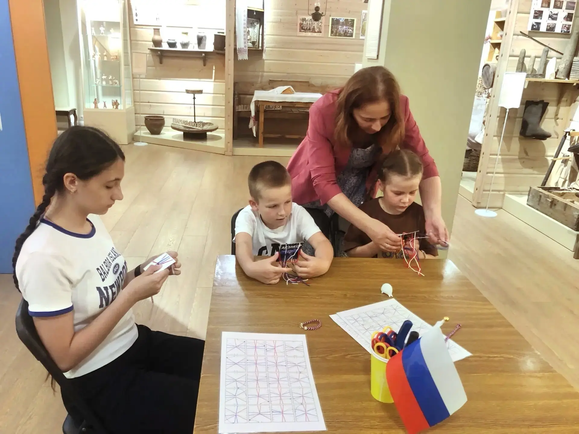Вчера, в День России, в  музее народной культуры мы говорили об одном из  главных символов праздника