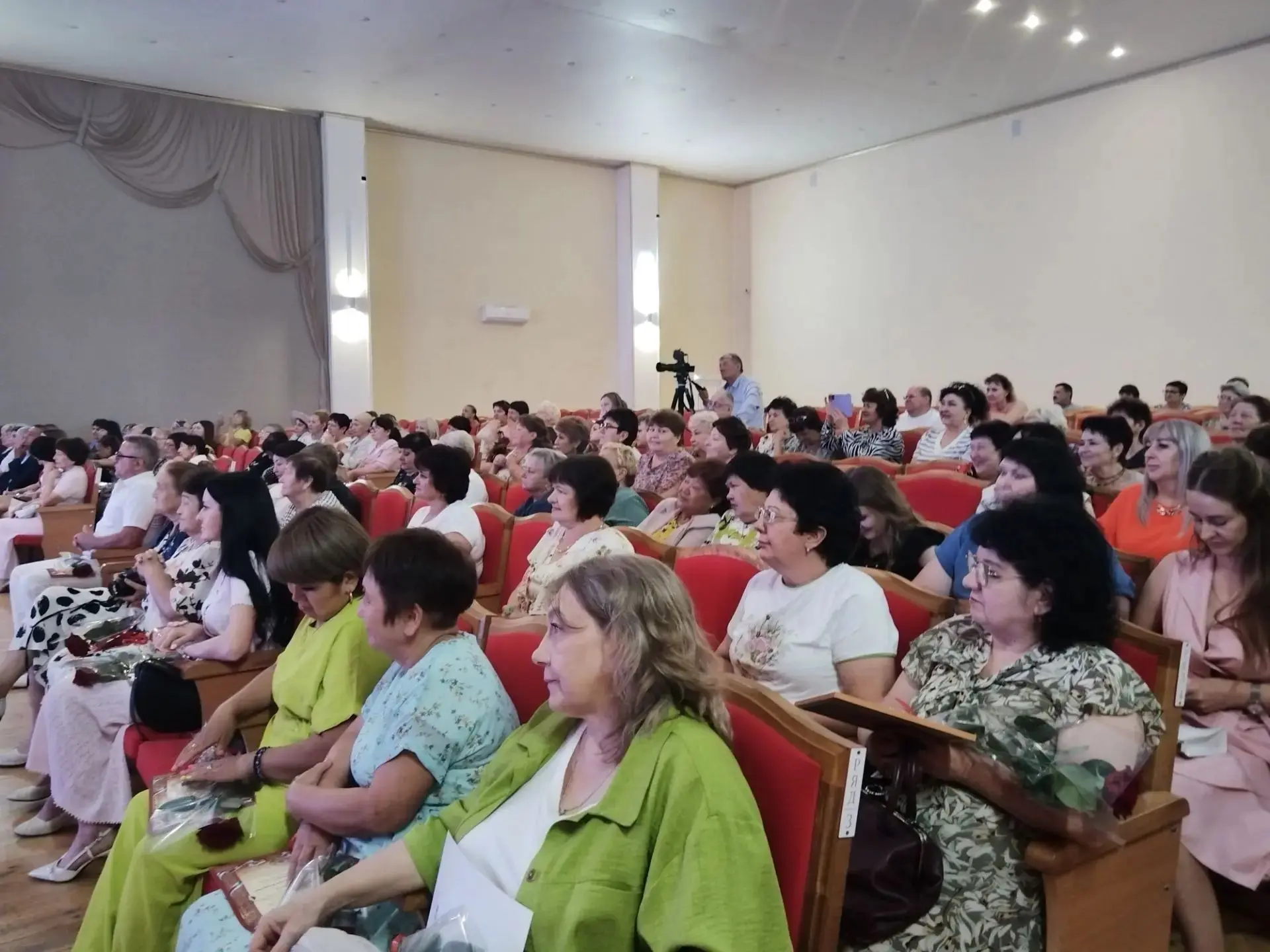 🎉 В минувшую пятницу в Центральном Доме Культуре состоялось праздничное мероприятие, посвящённое Дн