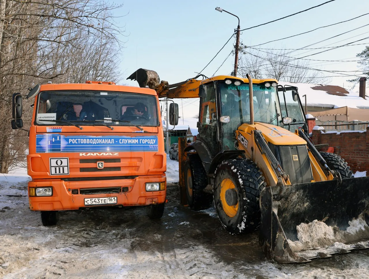 ❗️Ситуация в Левенцовке❗️   В эти минуты Ростовводоканал продолжает восстановительные работы в Совет