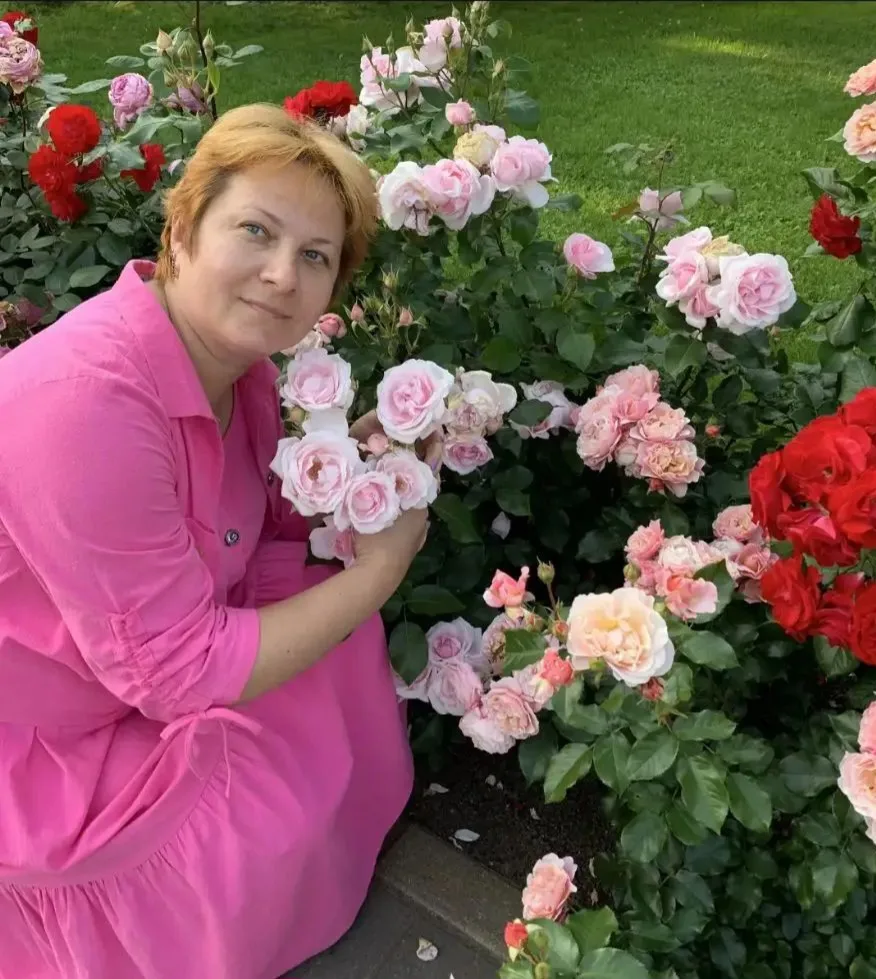 Уважаемая Надежда Ивановна!
От всего нашего дружного коллектива детского сада мы сердечно поздравляе