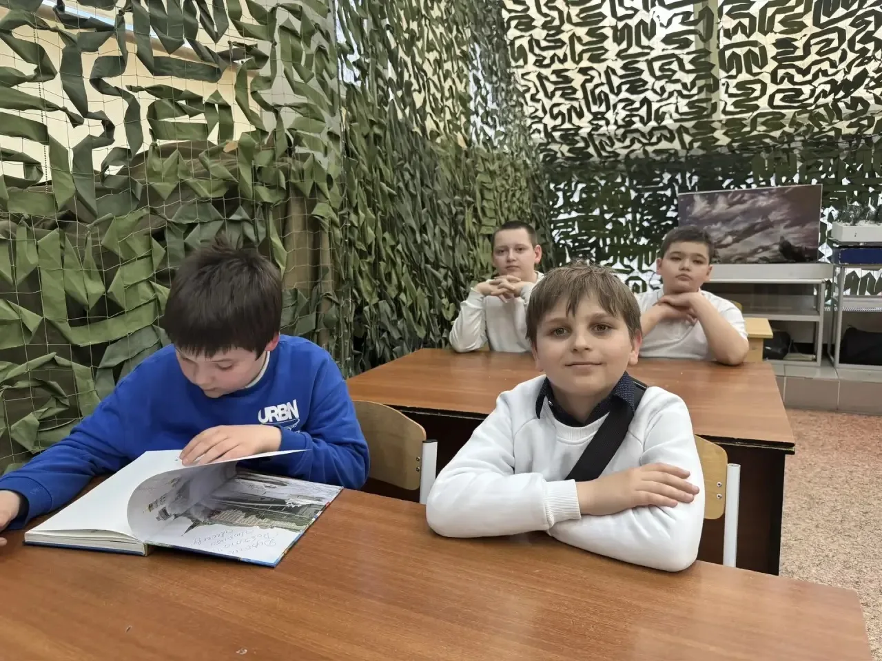 🇷🇺 Герои рядом: улицы Некрасовки ожили в школьном музее  На прошлой неделе в нашем музее прошла педа