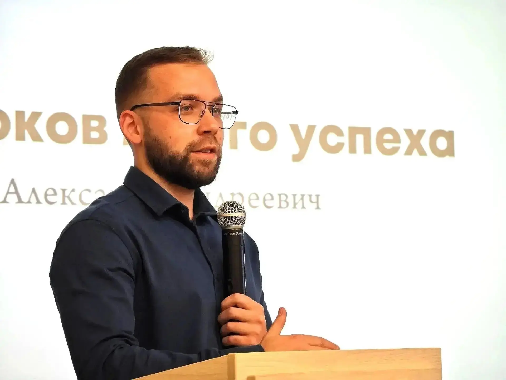 Виталий Королев: Наши тверские педагоги – пример преданности своему делу

Глава Тверской области Вит