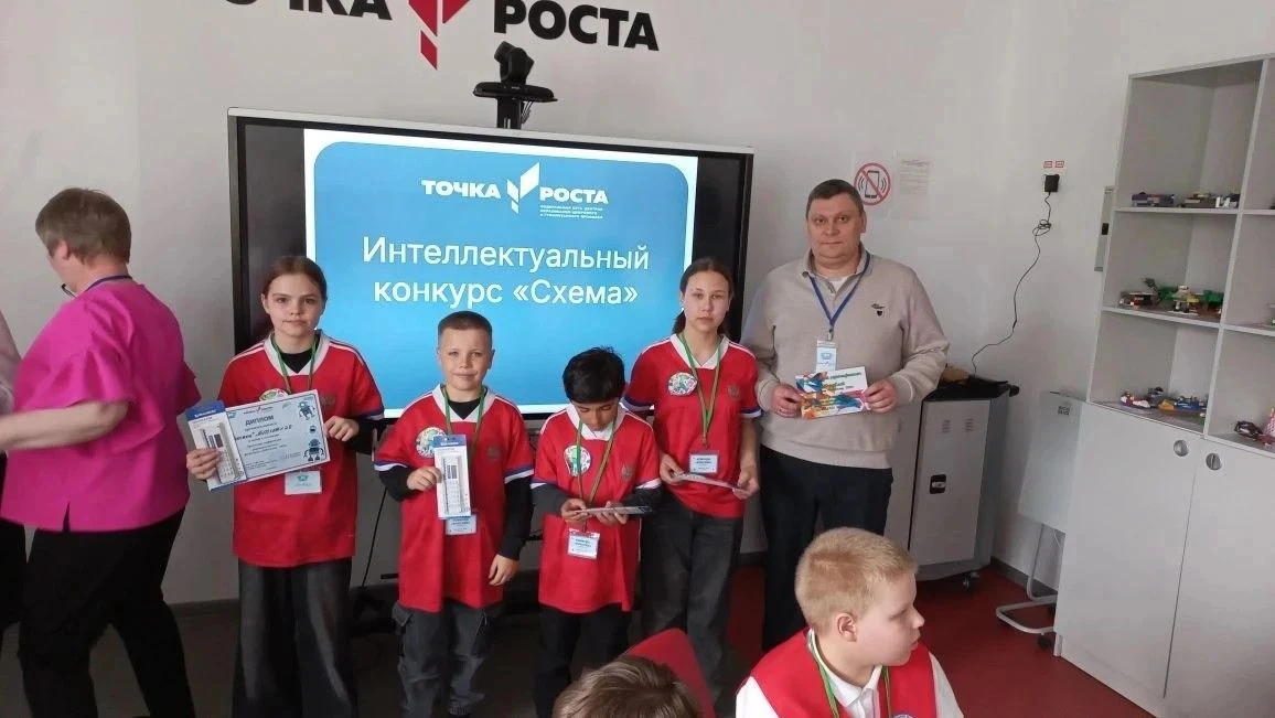 Как я научил школьников «оживлять» роботов!
Расскажу, как преподаю робототехнику в школе и вдохновля