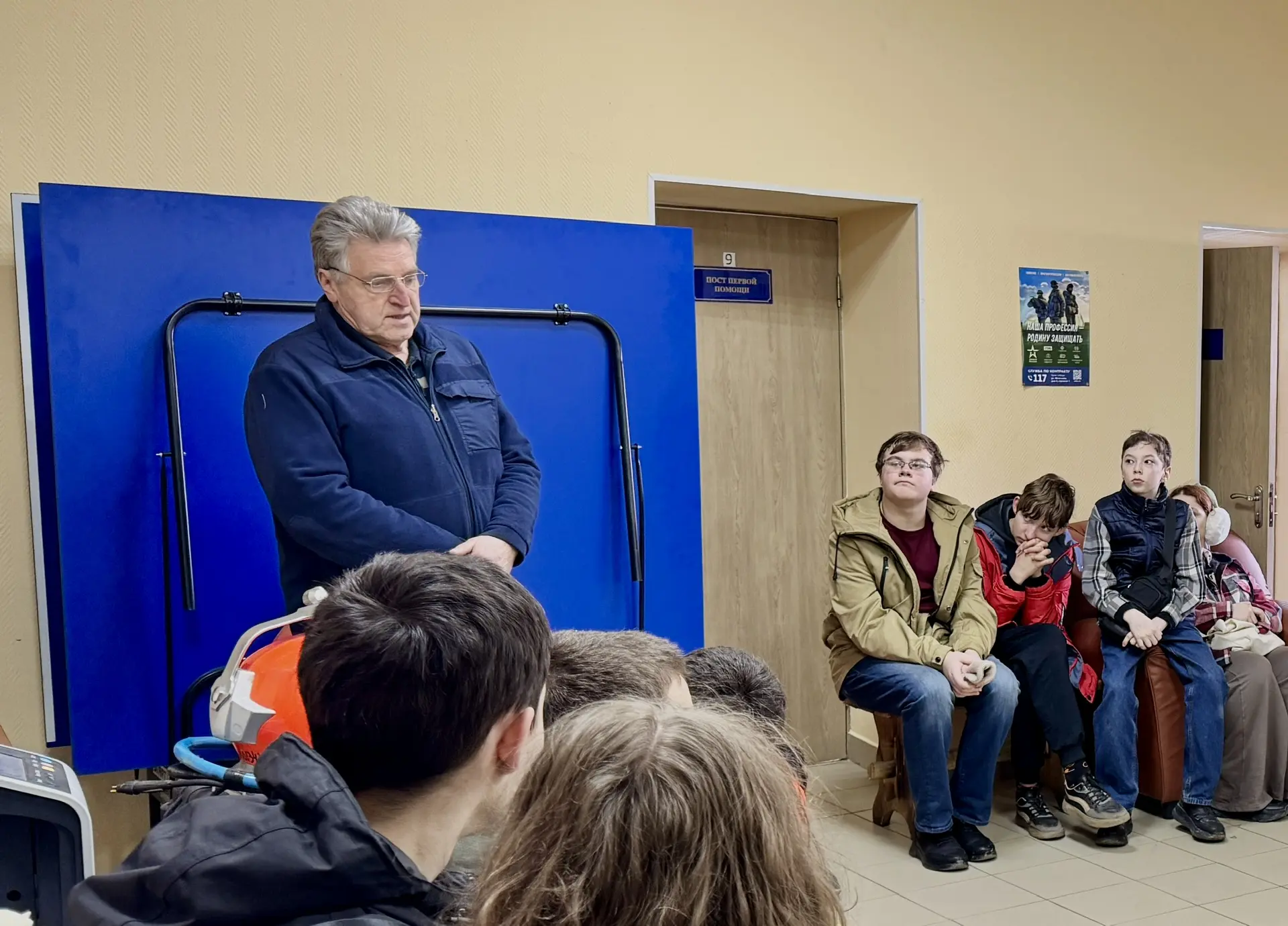 🎓 Ребята 5-7 классов под руководством социального педагога Николаевой Анжелики Нуртдиновой и учителя