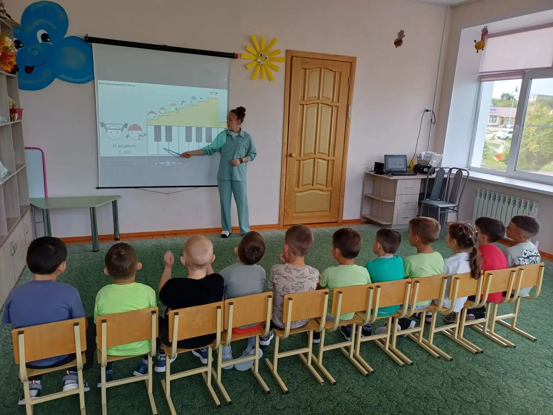 Бүген безнең балалар бакчасында зурлар һәм мәктәпкә әзерлек төркеме нәниләре өчен гаҗәе...