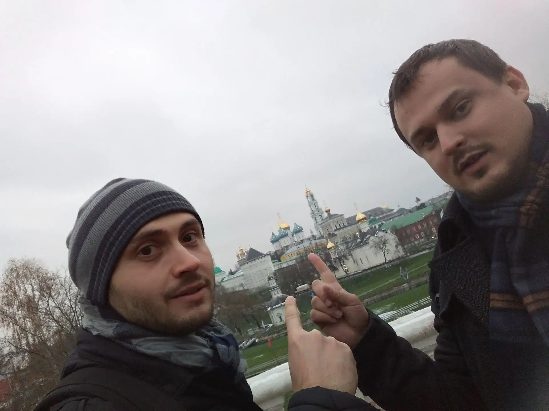 #бурчалки
Про Лавру

Знаете, есть на свете места, куда приезжаешь, и внутри что-то щёлкает. Не как з