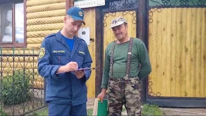 МЧС ПРОВОДИТ РЕЙДЫ ПО ПОЖАРНОЙ БЕЗОПАСНОСТИ В ЖИЛОМ СЕКТОРЕ СВЕРДЛОВСКОЙ ОБЛАСТИ ПЕРЕД ...