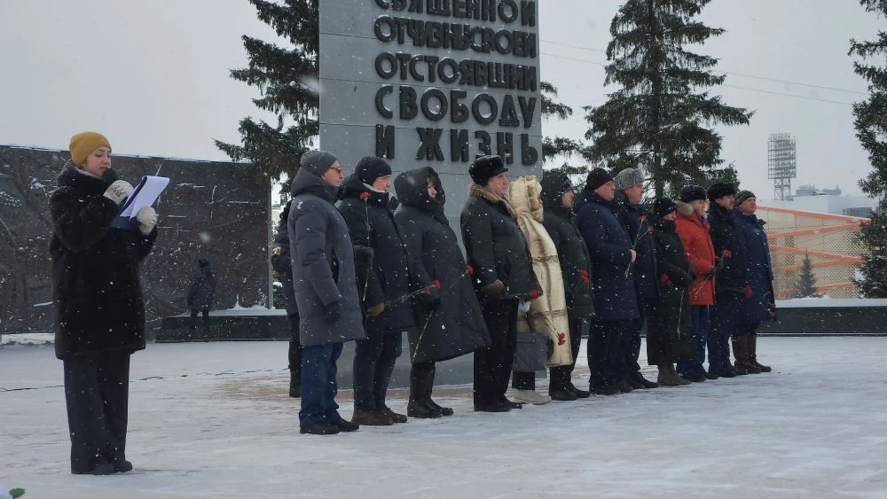🎗МИТИНГ. ДЕНЬ ПОБЕДЫ В СТАЛИНГРАДСКОЙ БИТВЕ🎗