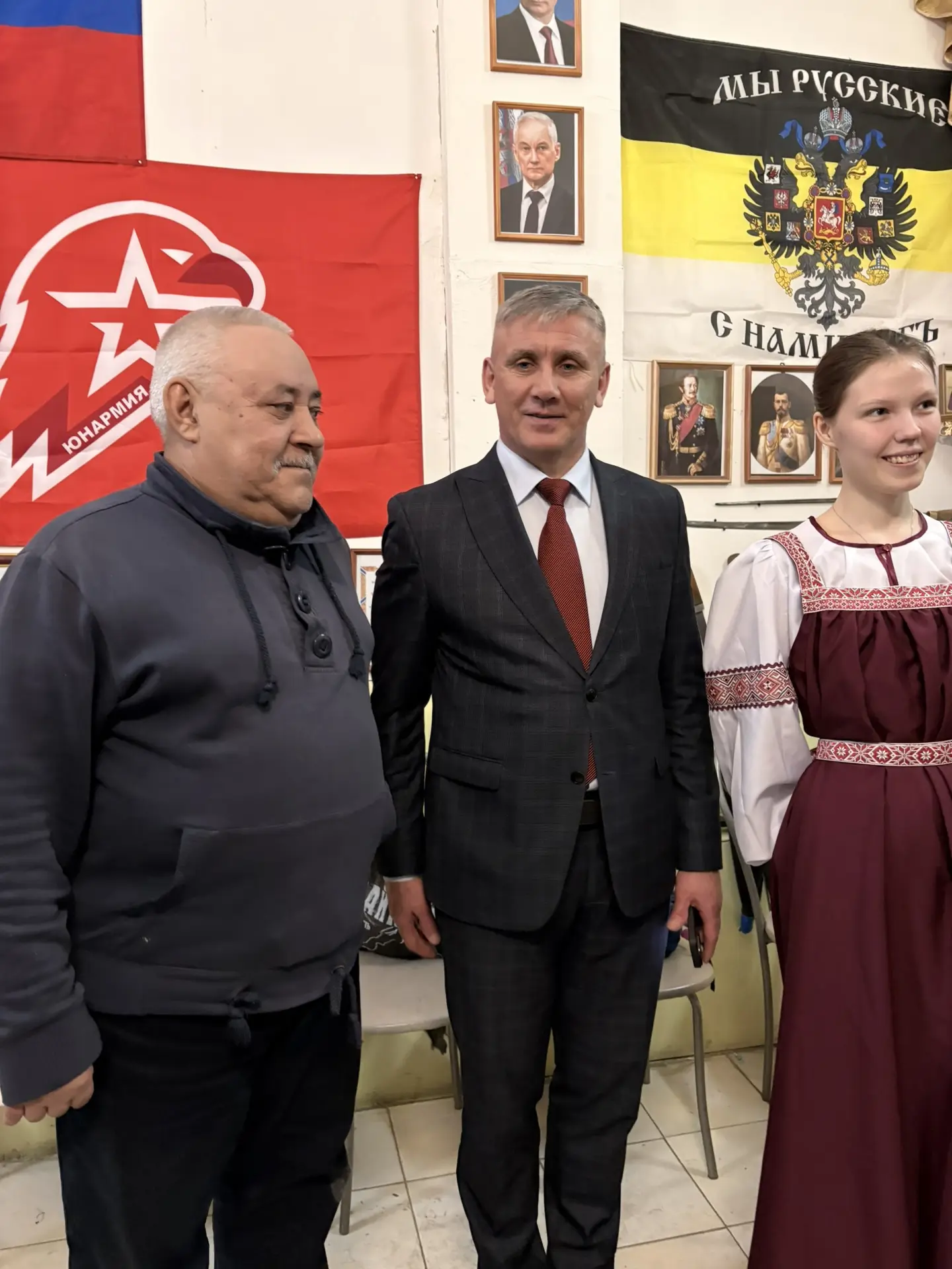 Ректор БГУ профессор О.П. Грибунов посетил Патриотический центр имени Героев России братьев Волосков