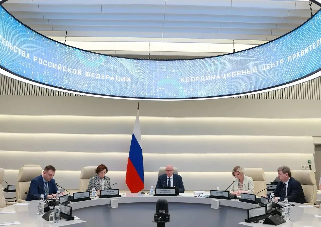 Глава Минстроя России Ирек Файзуллин принял участие в заседании штаба по вопросам сохранения и разви