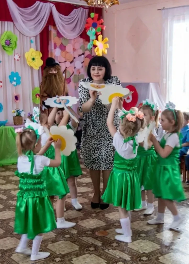 2️⃣ Алёна Ивановна Митюкова, воспитатель Тогучинского детского сада № 1. Педагогический...