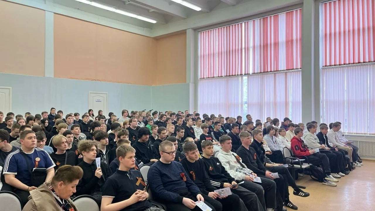 💢В рамках общероссийской акции «СООБЩИ, ГДЕ ТОРГУЮТ СМЕРТЬЮ» старший оперуполномоченный УНК УМВД Рос