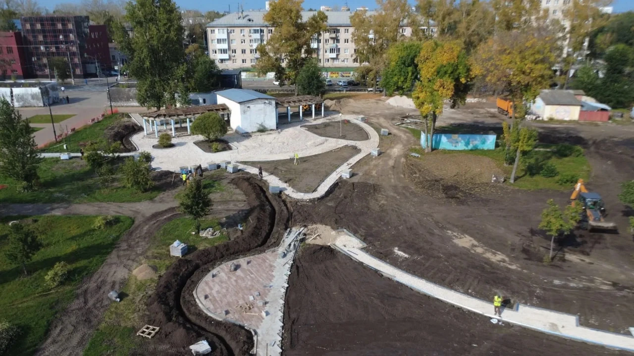 В Тольятти продолжают реконструкцию Центрального парка
