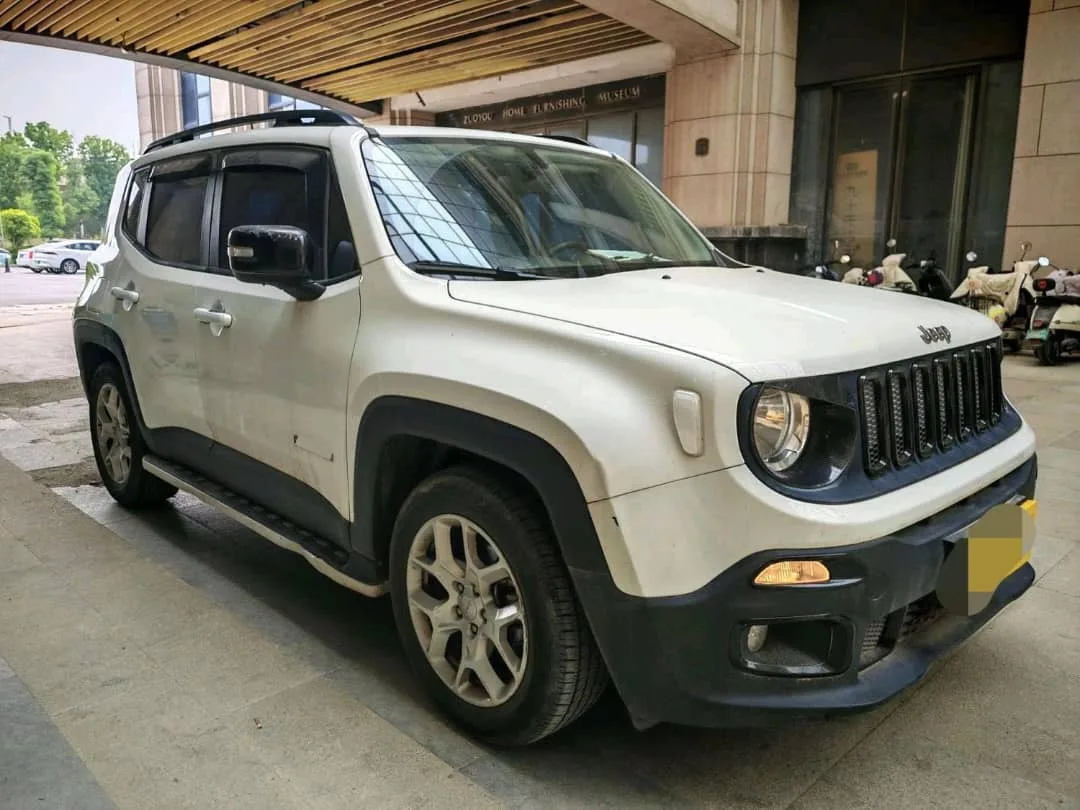 Марка: Jeep Renegade 2018 г., комплектация High Energy 180T, двигатель 1,4Т, АКПП
Привод: переднемот