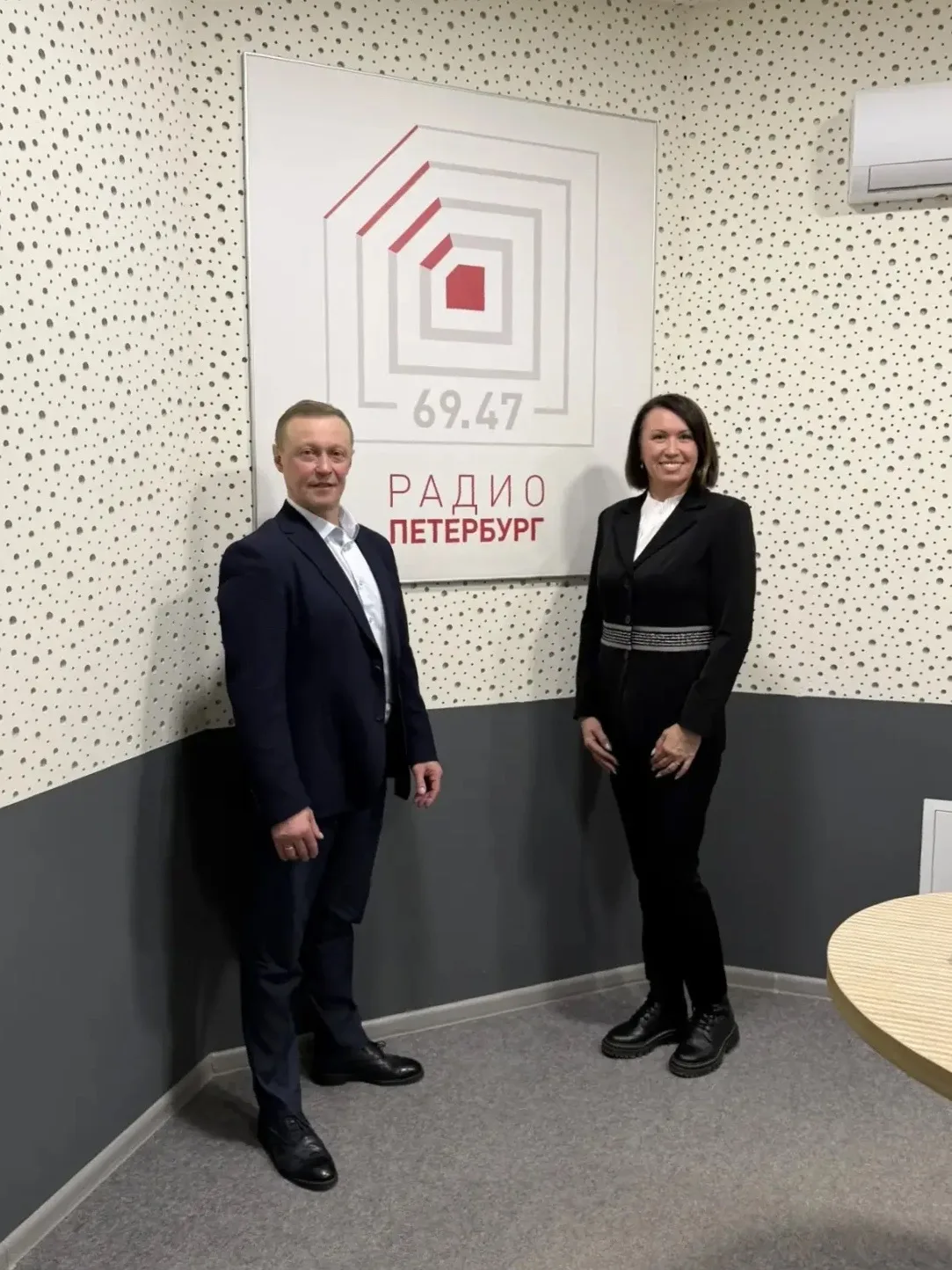 ⚡️Представители НГУ им.П.Ф.Лесгафта на «Радио Петербург»⚡️  👏 Гостями студии «Радио Петербург» стали
