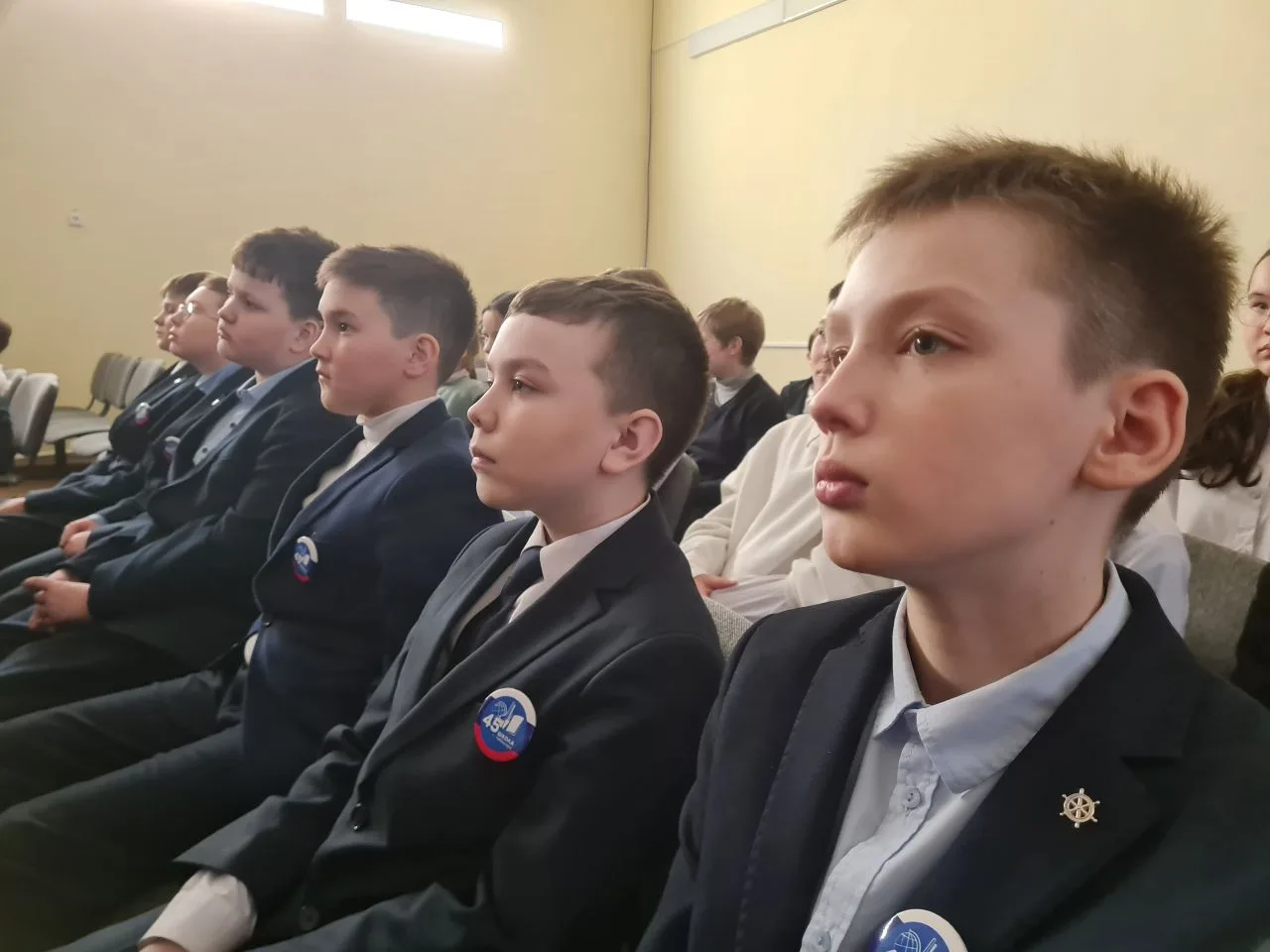 В школах города состоялись памятные мероприятия, посвященные Дню разгрома советскими войсками немецк