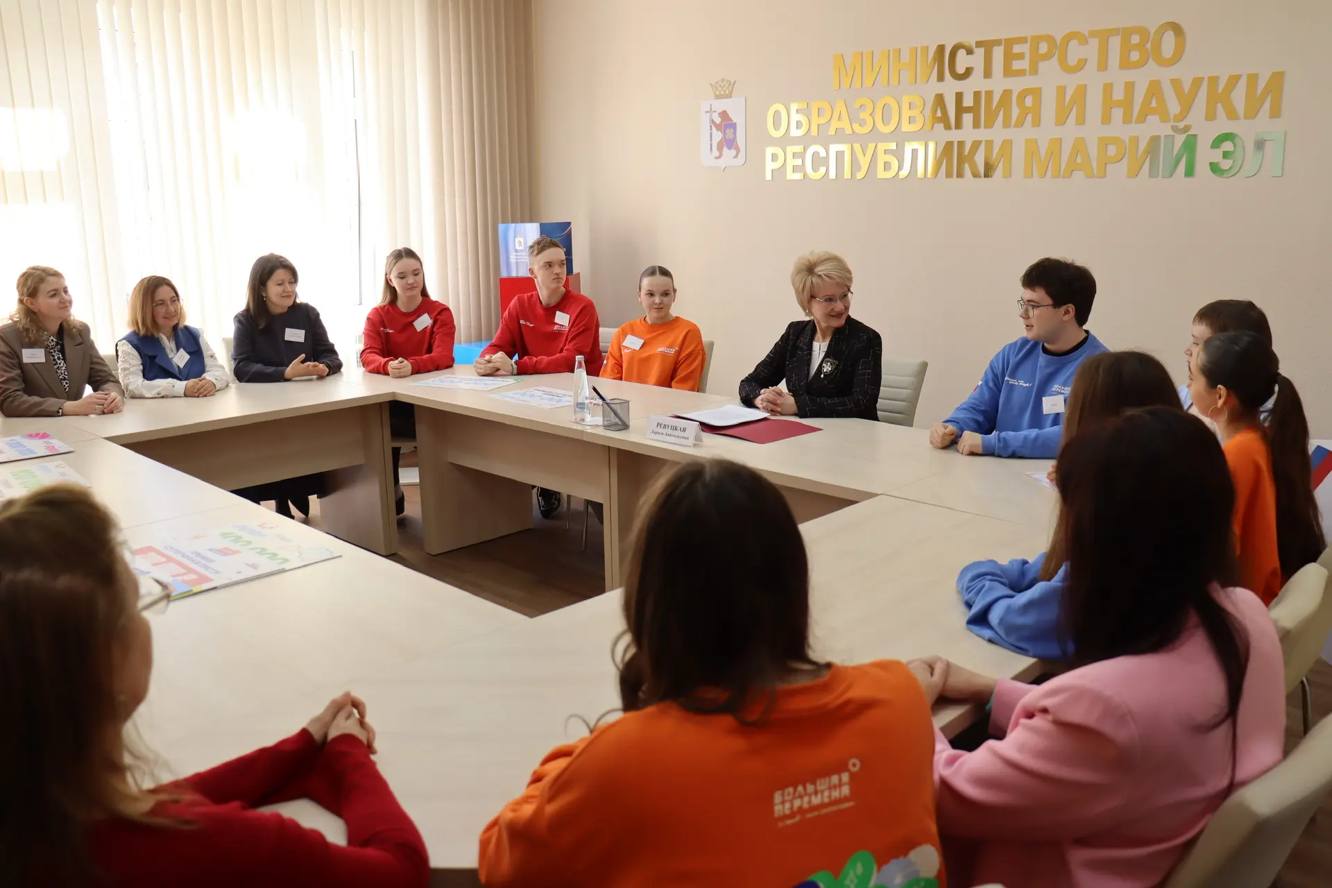 Министр образования и науки Республики Марий Эл Лариса Анатольевна Ревуцкая встретилась с победителя