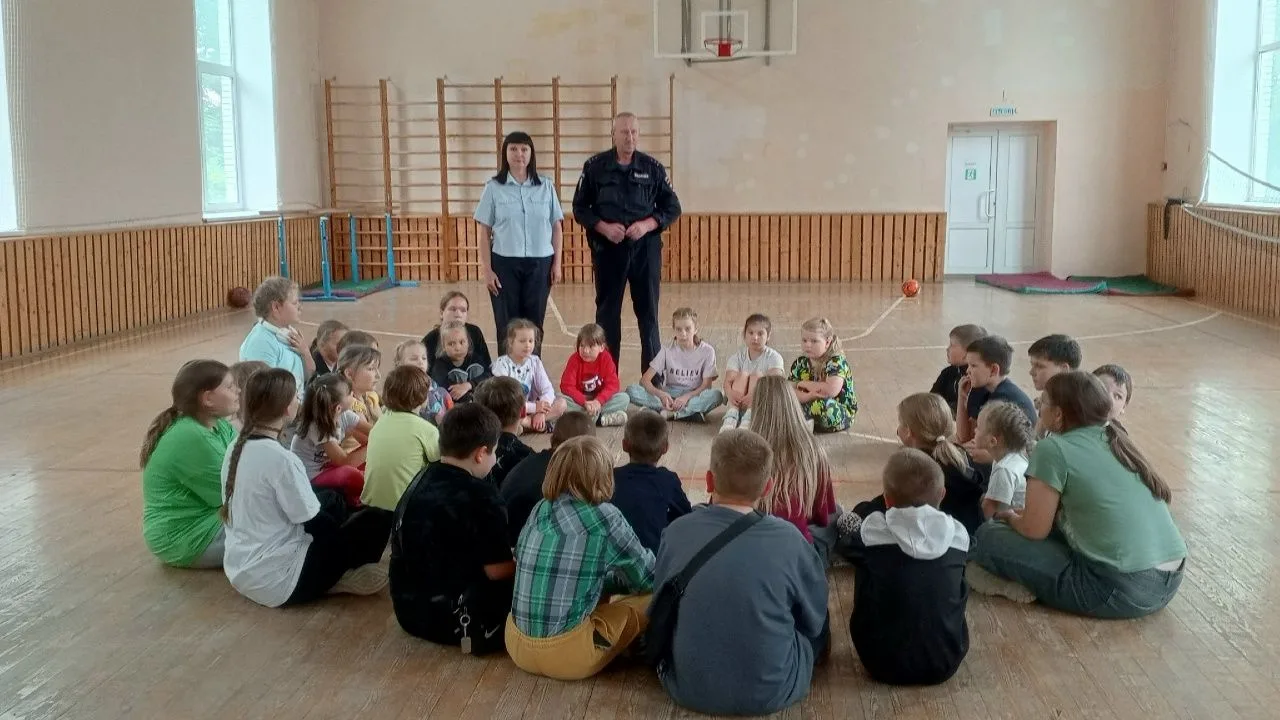 В целях профилактики безнадзорности и правонарушений среди несовершеннолетних, а также для недопущен