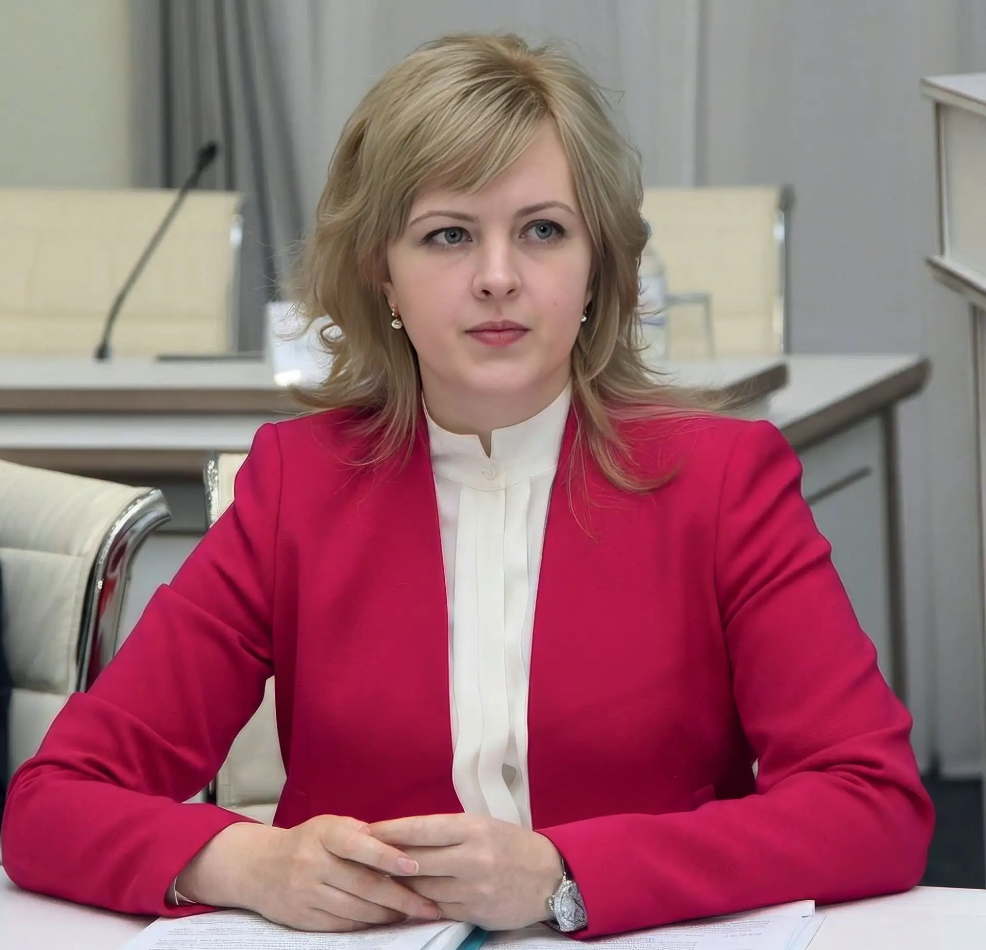 Еще одно интервью в юбилейном номере журнала "Вестник" со Светланой Кузьменко, которая ...