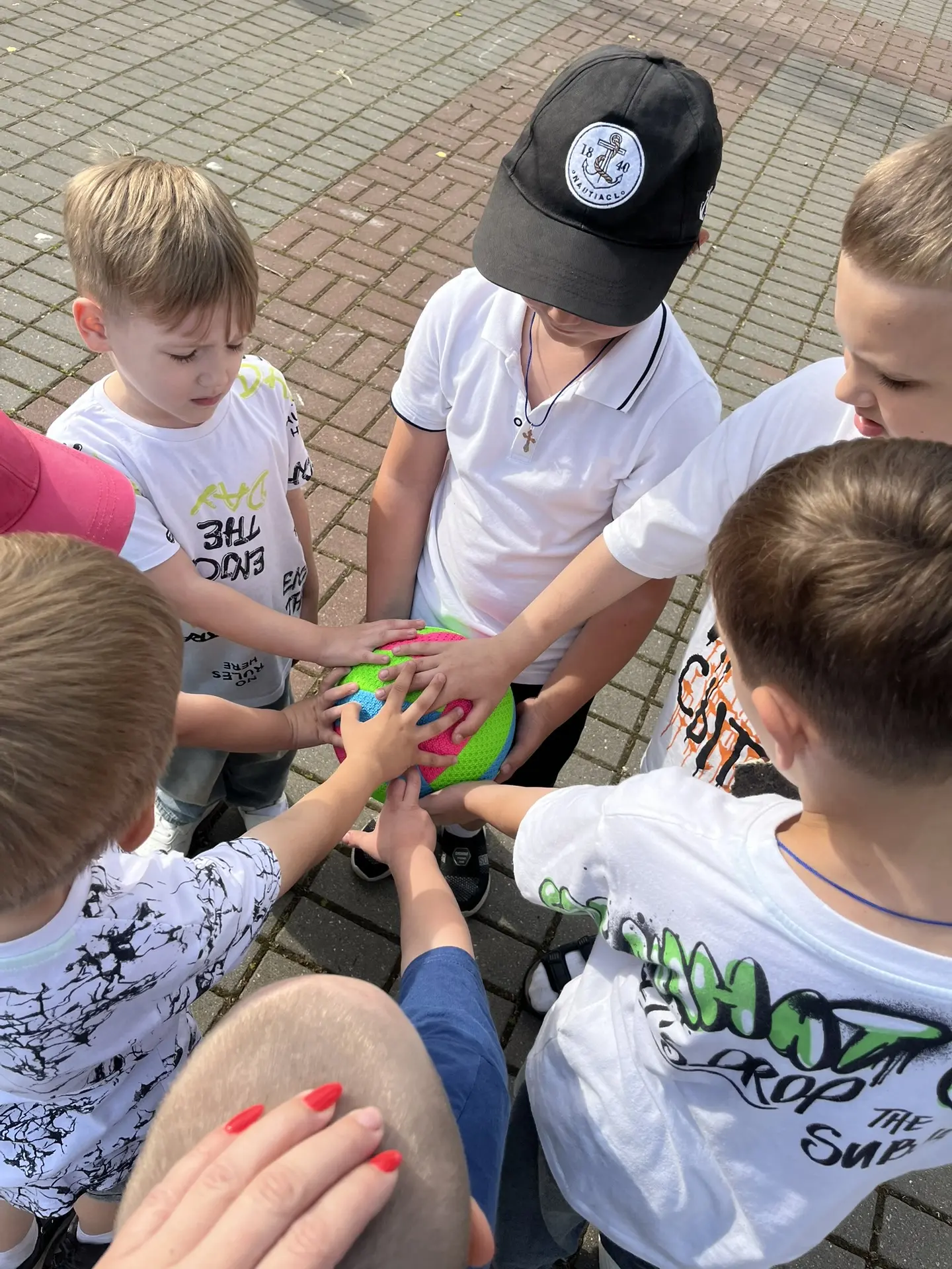 В Михневском парке КиО сотрудники  #ПМКЕдинство, в рамках летней дворовой площадки, про...