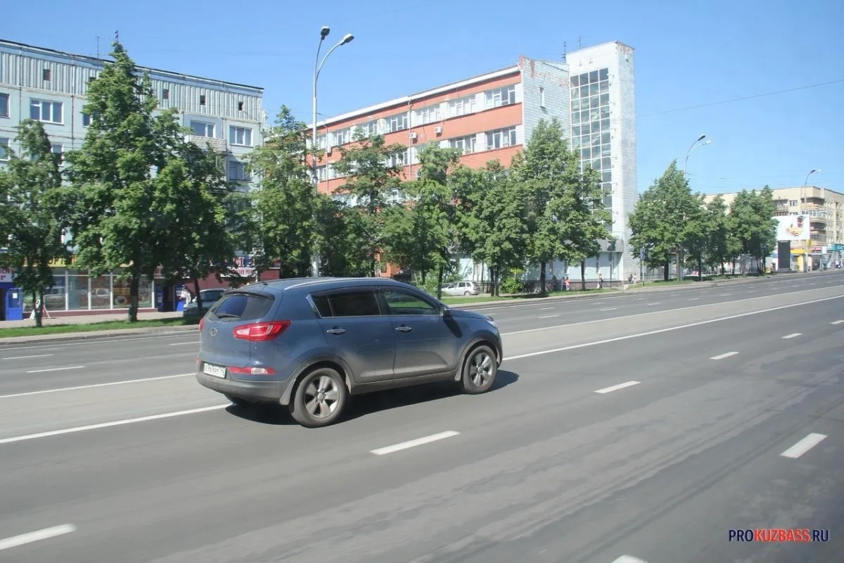 Кузбассовцы могут застраховать авто от падения дронов