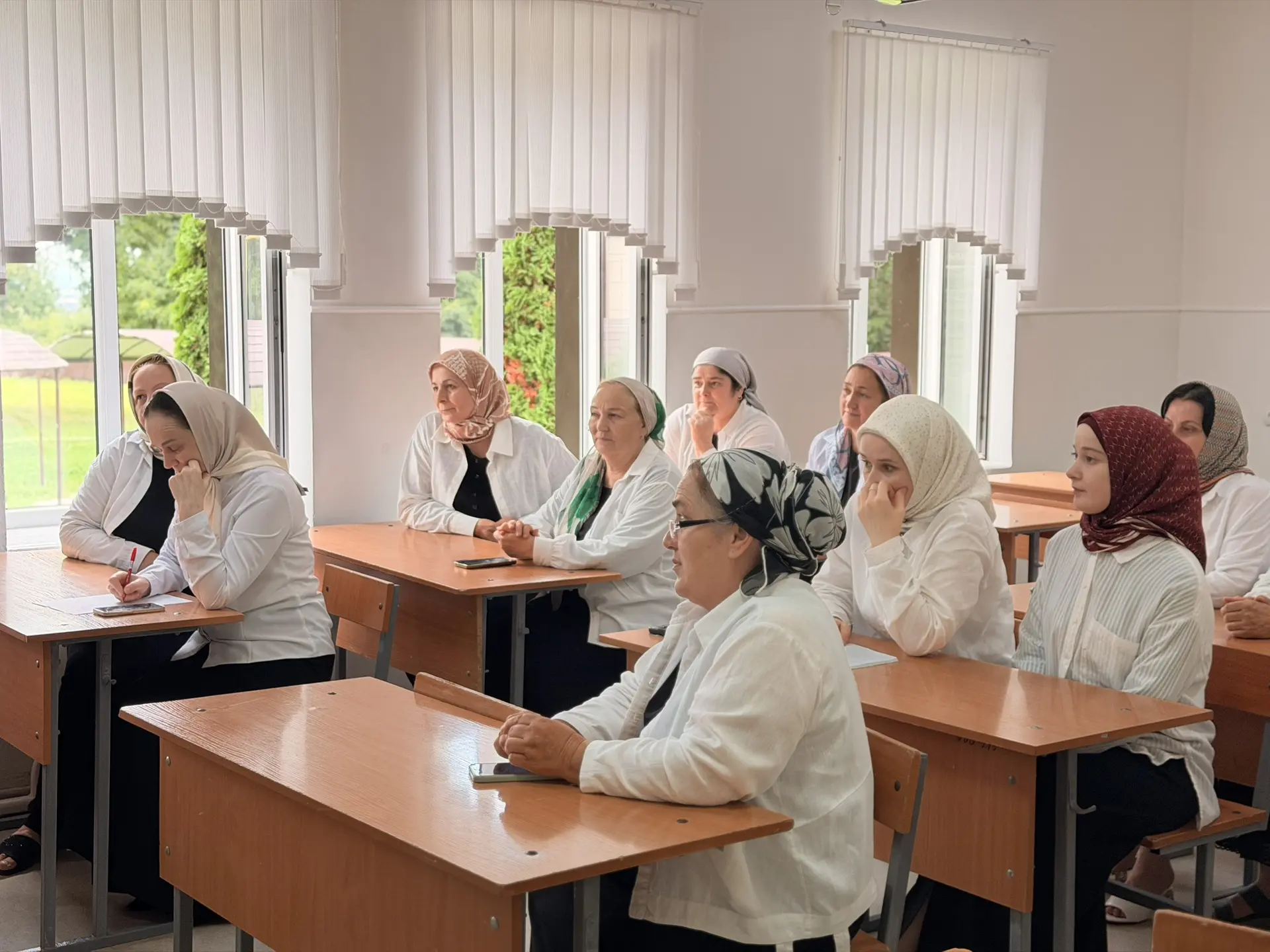 В МБОУ СОШ №2 с. Алхазурово прошел педагогический совет, посвященный новому учебному году