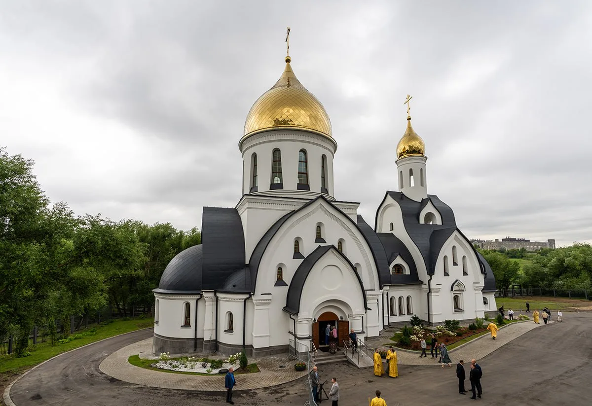 ◾️☦️Патриарх Московский и всея Руси Кирилл освятил храм Даниила пророка в Москве.

Приход был основа