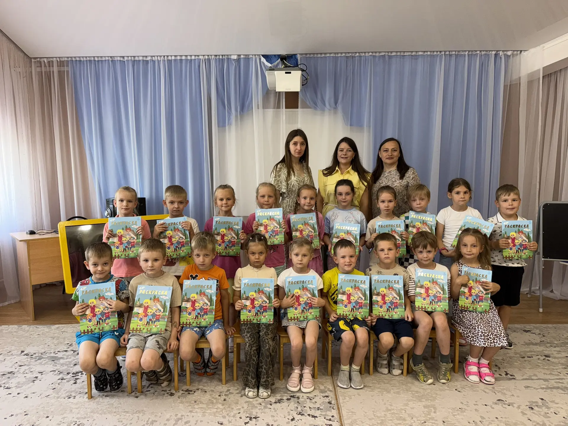 🐥ФИНАНСОВЫЕ ЯСЛИ🐥

👩‍🏫Сотрудники Регионального центра финансовой грамотности навестили  МБДОУ «Д