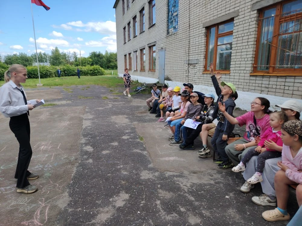 📢 «Дворовая практика» в МБОУ СШ с. Таремское стартовала!