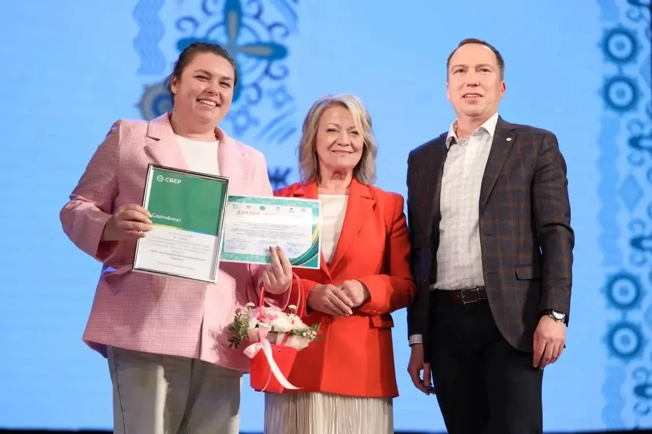 🥇 1 место у #СПТ 👏  На сцене Национального театра состоялось торжественное подведение итогов республ