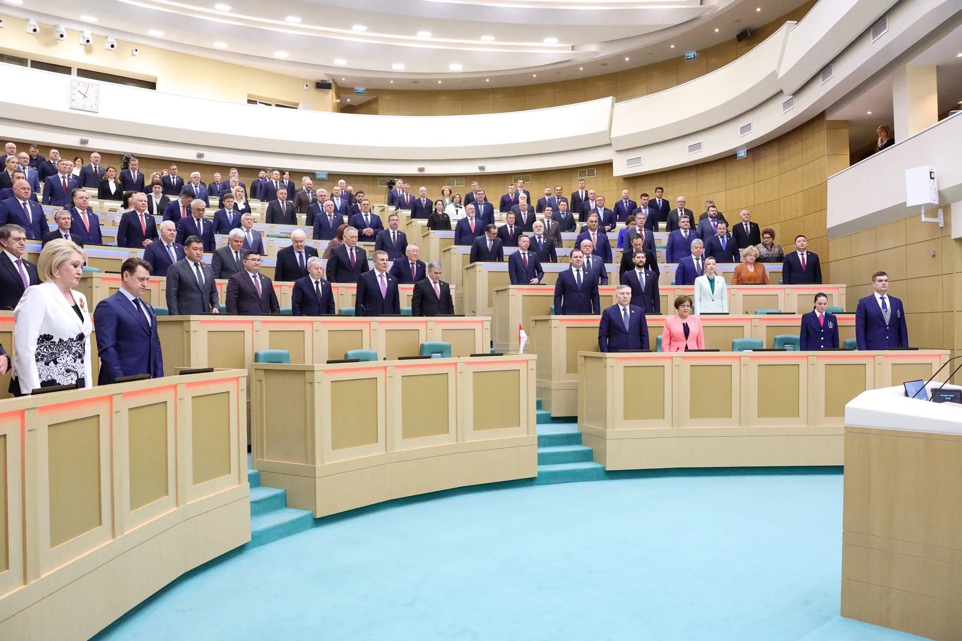 Какие изменения в законодательстве сегодня поддержал Совет Федерации на 612-м заседании? Рассказываю