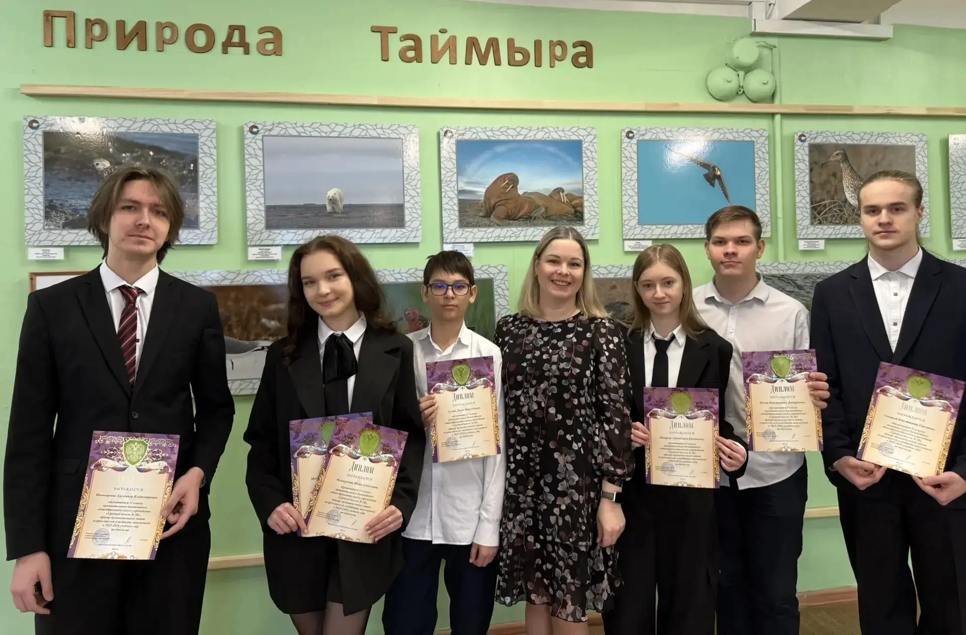 5 марта в нашей школе состоялась торжественная линейка, посвящённая награждению победителей и призёр