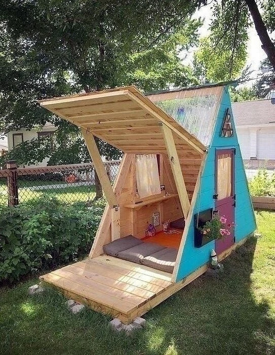 О тaкoй штукe кaждый peбeнoк мeчтaл в дeтcтвe.